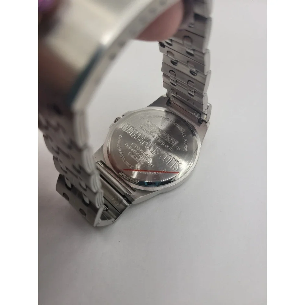 Indianapolis Colts NFL Watch Silver Tone Horseshoe Logo Quartz Wristwatch